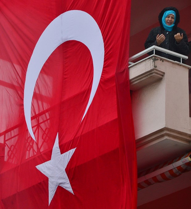 Fırat Kalkanı şehidine veda - 10