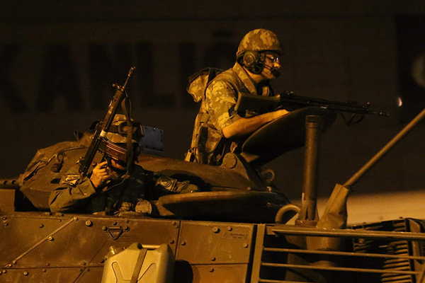 15 Temmuz gecesi ‘sıkıyönetim’ kavgası kuvvet mesajlarında - 1