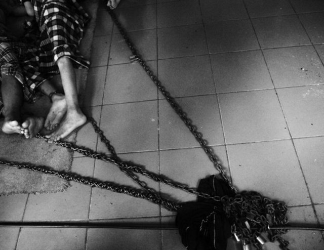 1800'lerin akıl hastanesinden tüyler ürperten fotoğraflar - 34