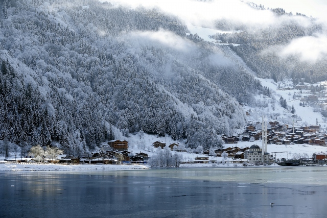 Uzungöl kışın da misafirlerini bekliyor - 3