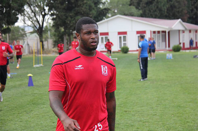 Başakşehir, dünyaca ünlü yıldıza imza attırdı! - 6