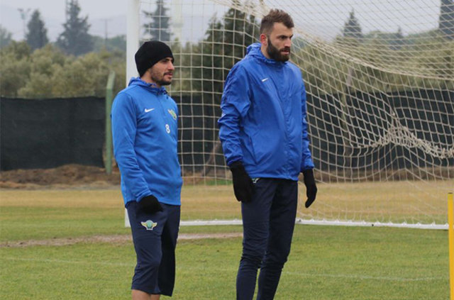 Başakşehir, dünyaca ünlü yıldıza imza attırdı! - 12