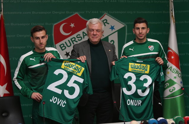 Başakşehir, dünyaca ünlü yıldıza imza attırdı! - 46