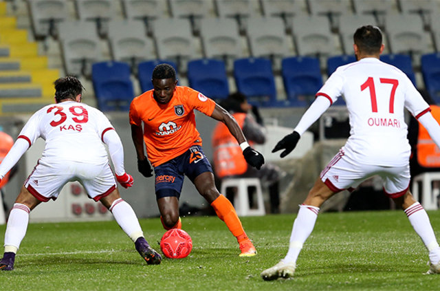 Başakşehir, dünyaca ünlü yıldıza imza attırdı! - 61