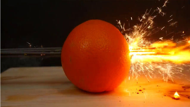 Maytap geçirdiği şeyleri ateşe verdi! - 8