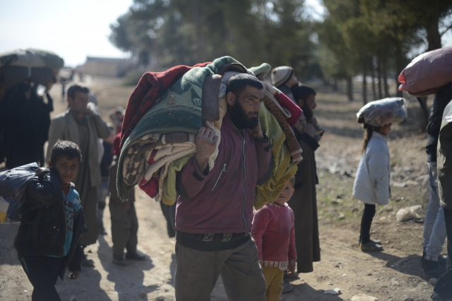 Muhalifler sivillere sığınak oldu - 27