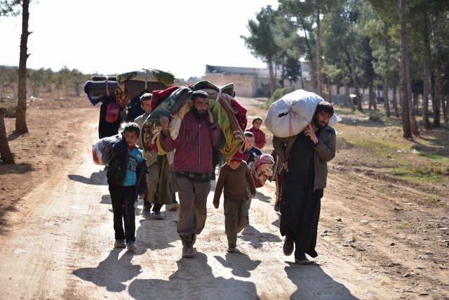 Muhalifler sivillere sığınak oldu - 37