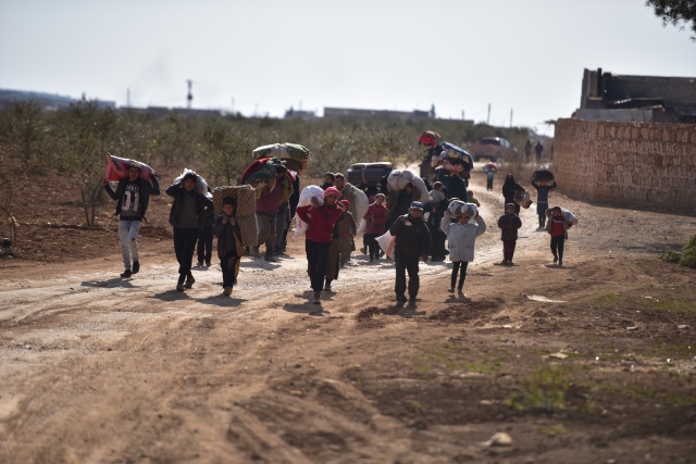 Muhalifler sivillere sığınak oldu - 40