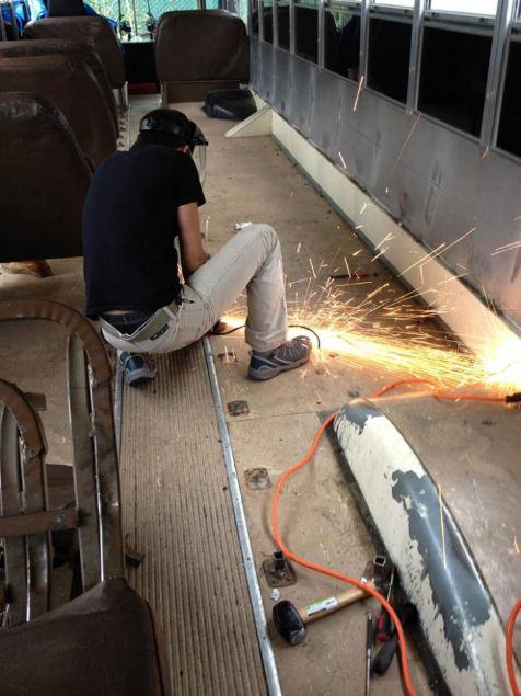 Ev kirasından bıkıp bunu yaptılar! - 9