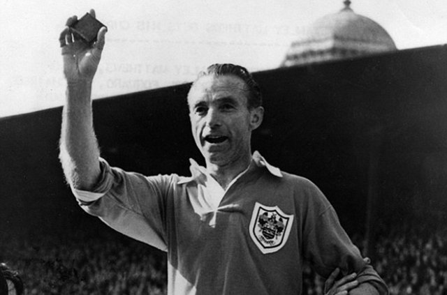 IFFHS 48 futbol efsanesini açıkladı - 14