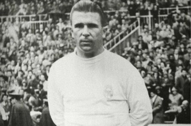 IFFHS 48 futbol efsanesini açıkladı - 31