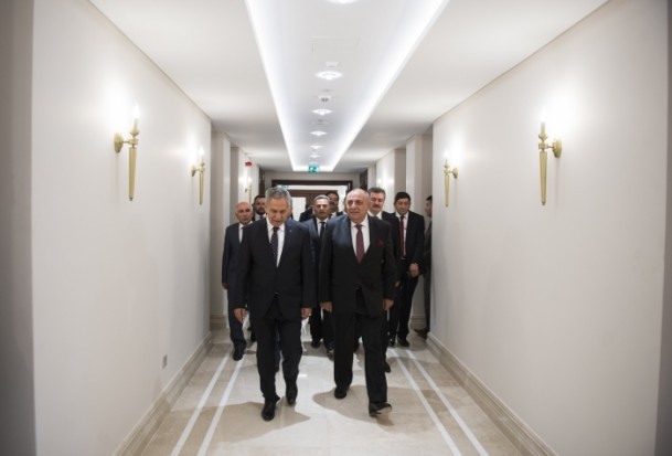 Arınç görevi Türkeş'e teslim etti - 4