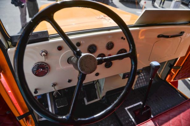 Nostalji otobüsleri İstanbul sokaklarında - 4