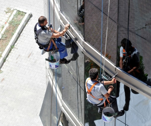 Modern binaların 'dağcıları' - 3