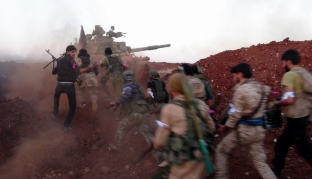 Muhalif birlikler Fua köyüne operasyon başlattı - 1