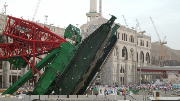 Mekke’deki vinç kazasının izleri ortaya çıktı - 5