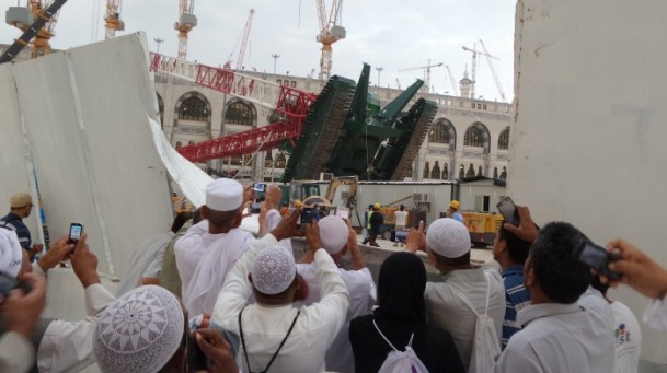 Mekke’deki vinç kazasının izleri ortaya çıktı - 8