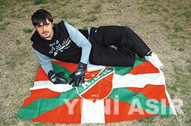 Ünlü futbolcuların eski halleri - 16