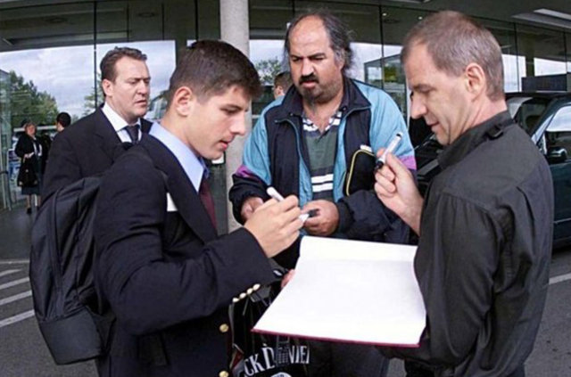 Ünlü futbolcuların eski halleri - 30