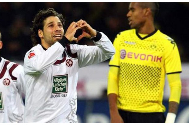 Ünlü futbolcuların eski halleri - 51