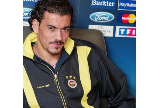 Ünlü futbolcuların eski halleri - 69