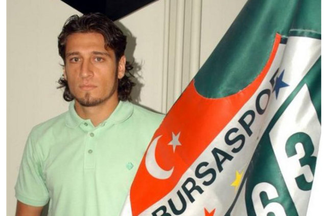 Ünlü futbolcuların eski halleri - 76