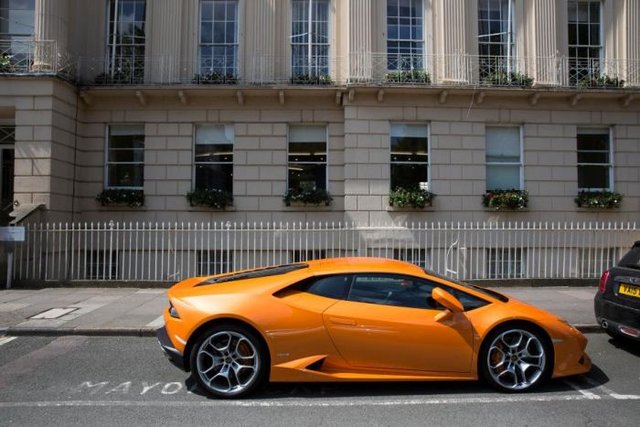 Belediye başkanının alanına park edince... - 2