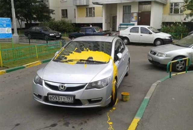 Belediye başkanının alanına park edince... - 9