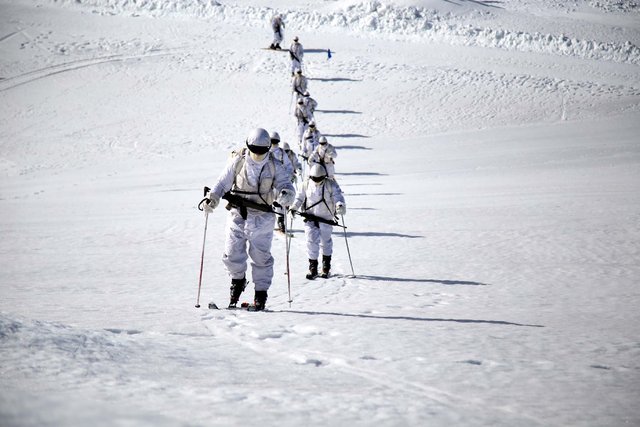 Komando adaylarının zorlu eğitimi - 42
