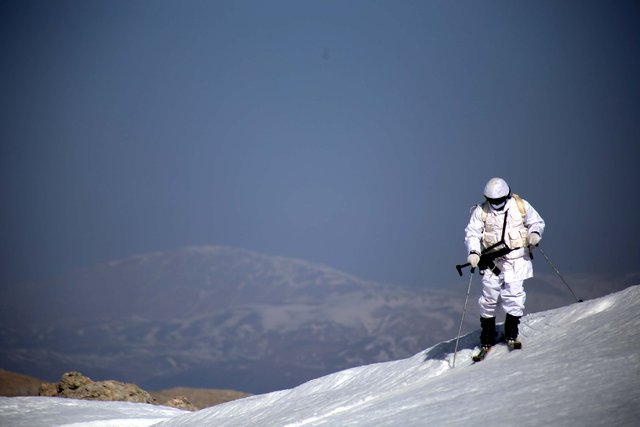 Komando adaylarının zorlu eğitimi - 45