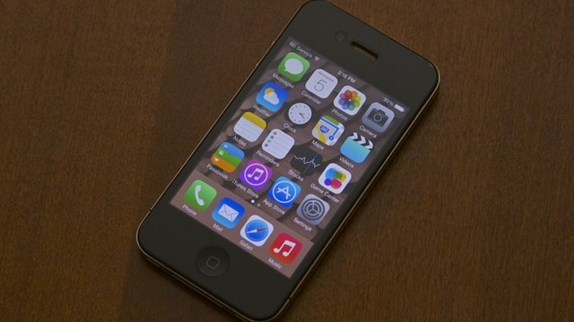 iPhone 4'ü 150 bin dolara satıyor! - 5