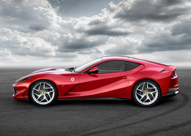 İşte Ferrari'nin yeni canavarı! - 9
