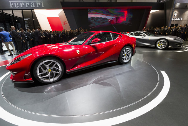 İşte Ferrari'nin yeni canavarı! - 12