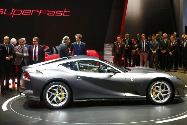 İşte Ferrari'nin yeni canavarı! - 13