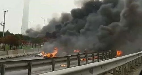 İstanbul Beylikdüzü'nde helikopter düştü! - 2