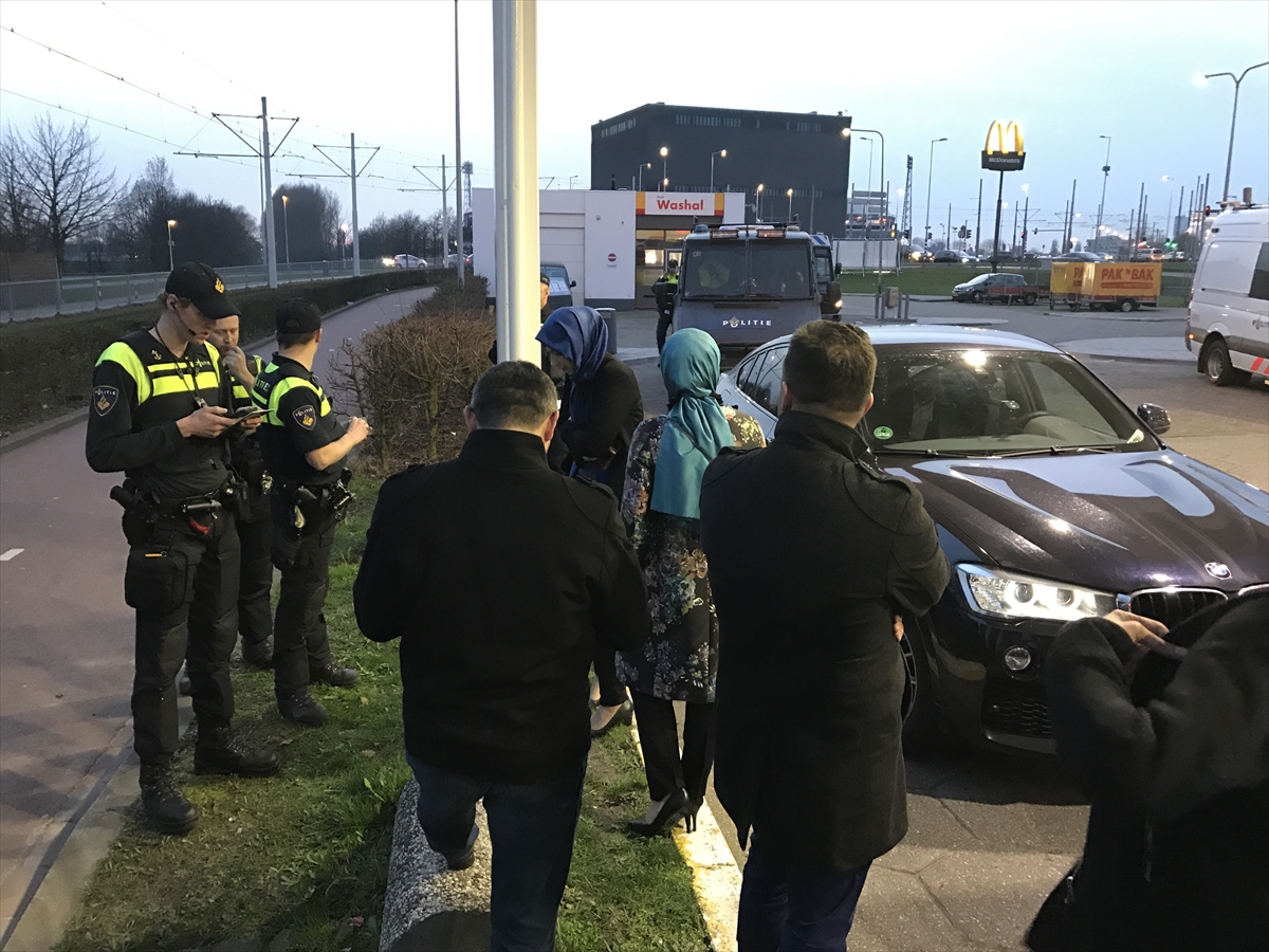 Türkler sokakta! Hollanda'dan görüntüler! - 879