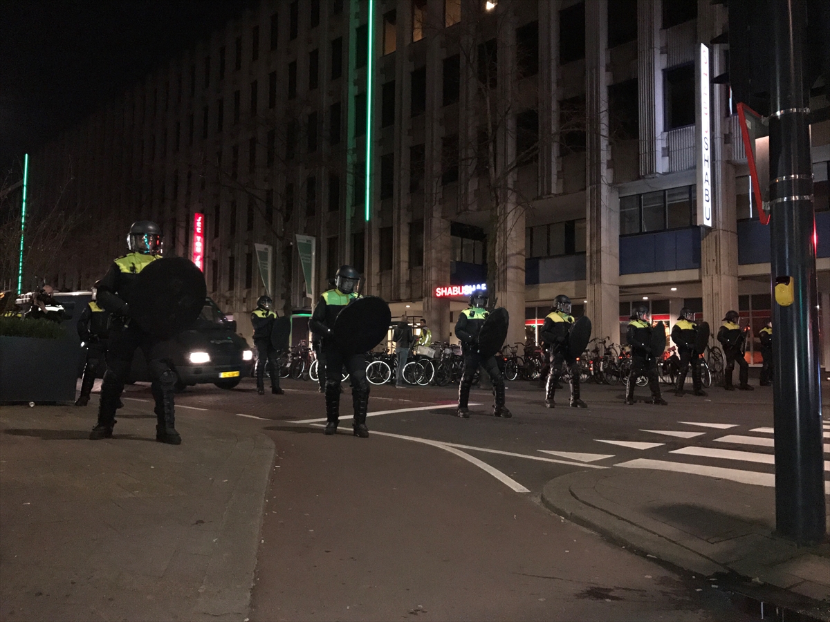 Türkler sokakta! Hollanda'dan görüntüler! - 823