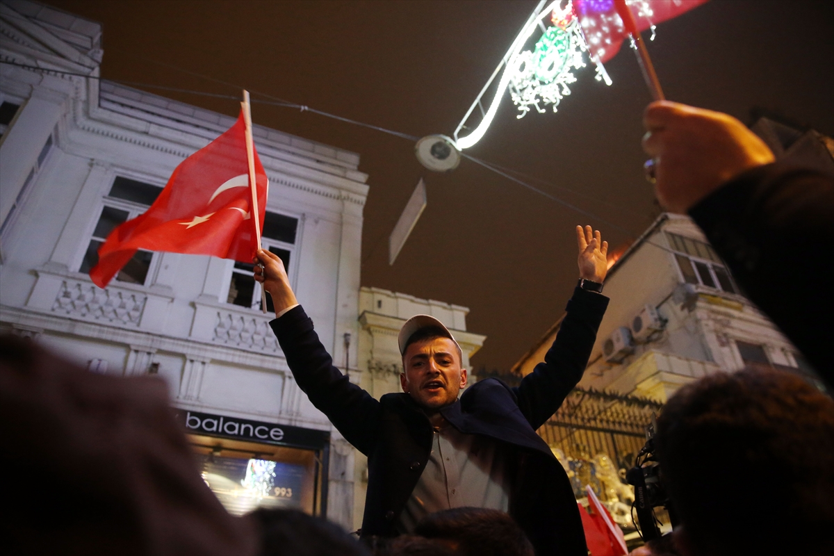 Hollanda'nın İstanbul Başkonsolosluğu önünde protesto! - 580