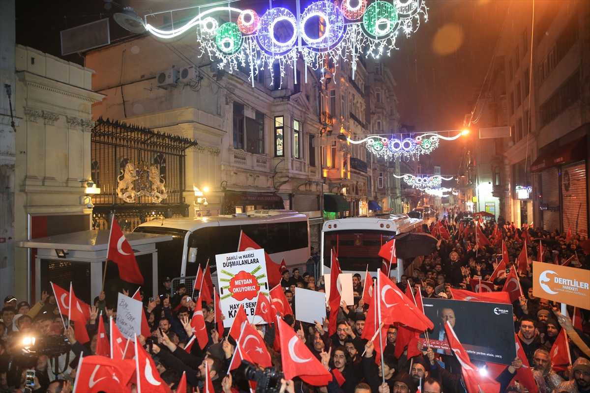 Hollanda'nın İstanbul Başkonsolosluğu önünde protesto! - 898