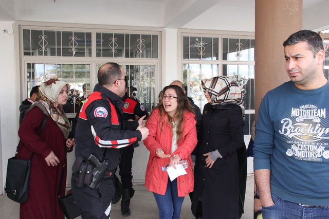 YGS sınavını kaçıranlar gözyaşlarına boğuldu - 35