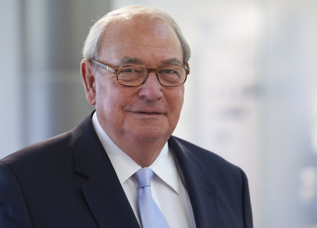 Dünyanın en zengin insanı belli oldu! - 12