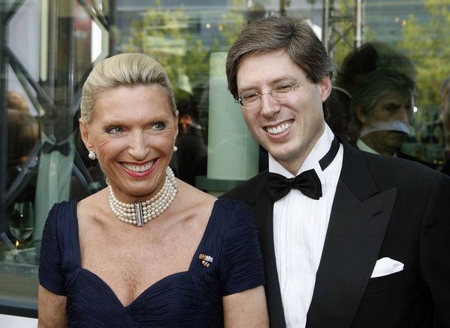 Dünyanın en zengin insanı belli oldu! - 67