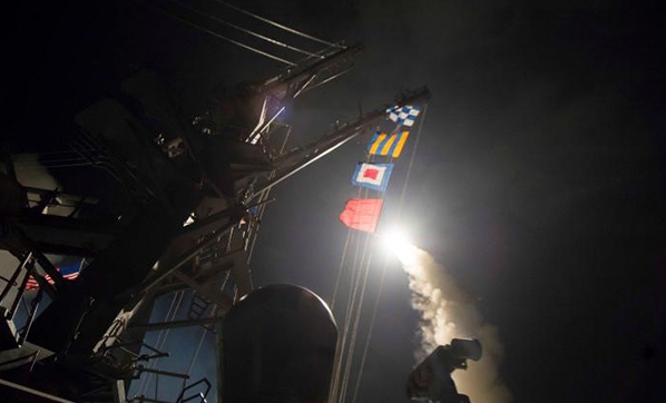 ABD'nin Suriye'de vurduğu Şaryat Hava Üssü'nden ilk görüntüler - 15