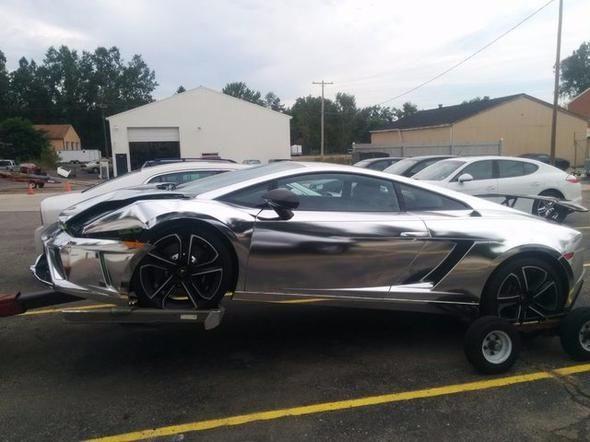 Ferrari ortadan ikiye bölündü! Son halini görenler şok oldu - 8