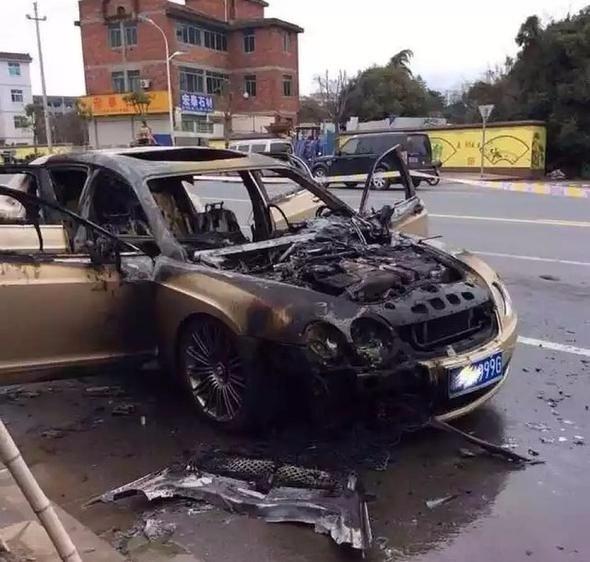 Ferrari ortadan ikiye bölündü! Son halini görenler şok oldu - 26