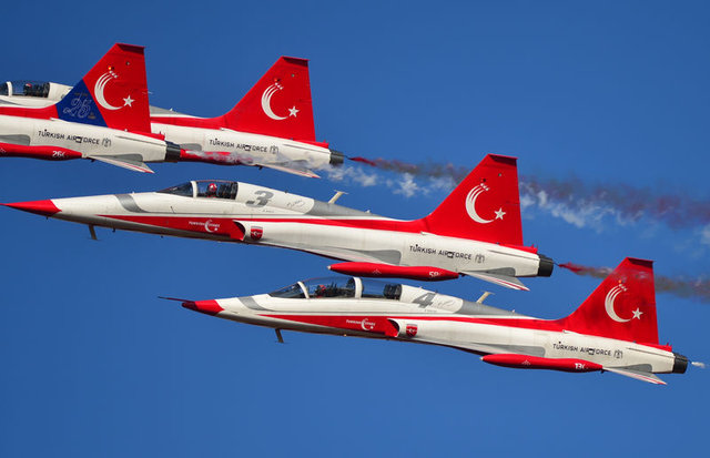 Türk Yıldızları, Şanlıurfa'da nefes kesti! - 24