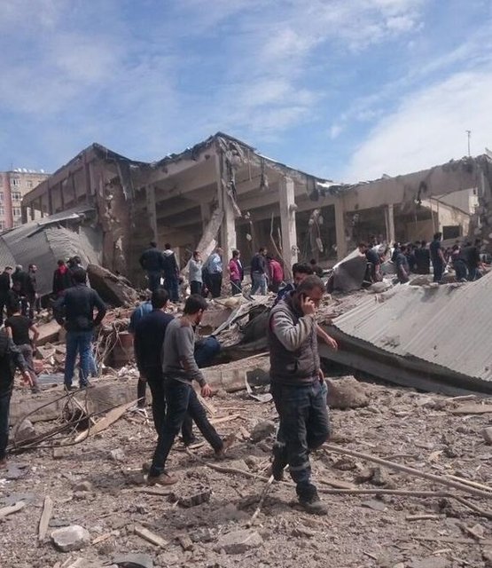 Diyarbakır'daki patlamadan ilk kareler - 9