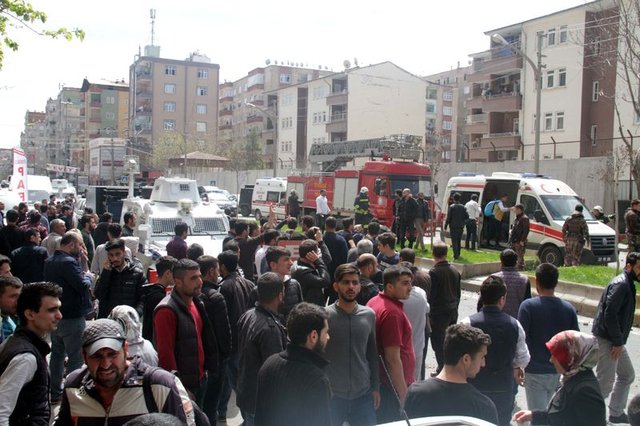 Diyarbakır'daki patlamadan ilk kareler - 12