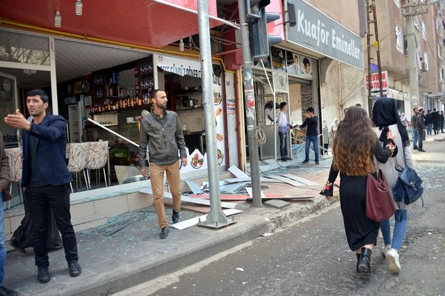 Diyarbakır'daki patlamadan ilk kareler - 14