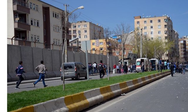 Diyarbakır'daki patlamadan ilk kareler - 17